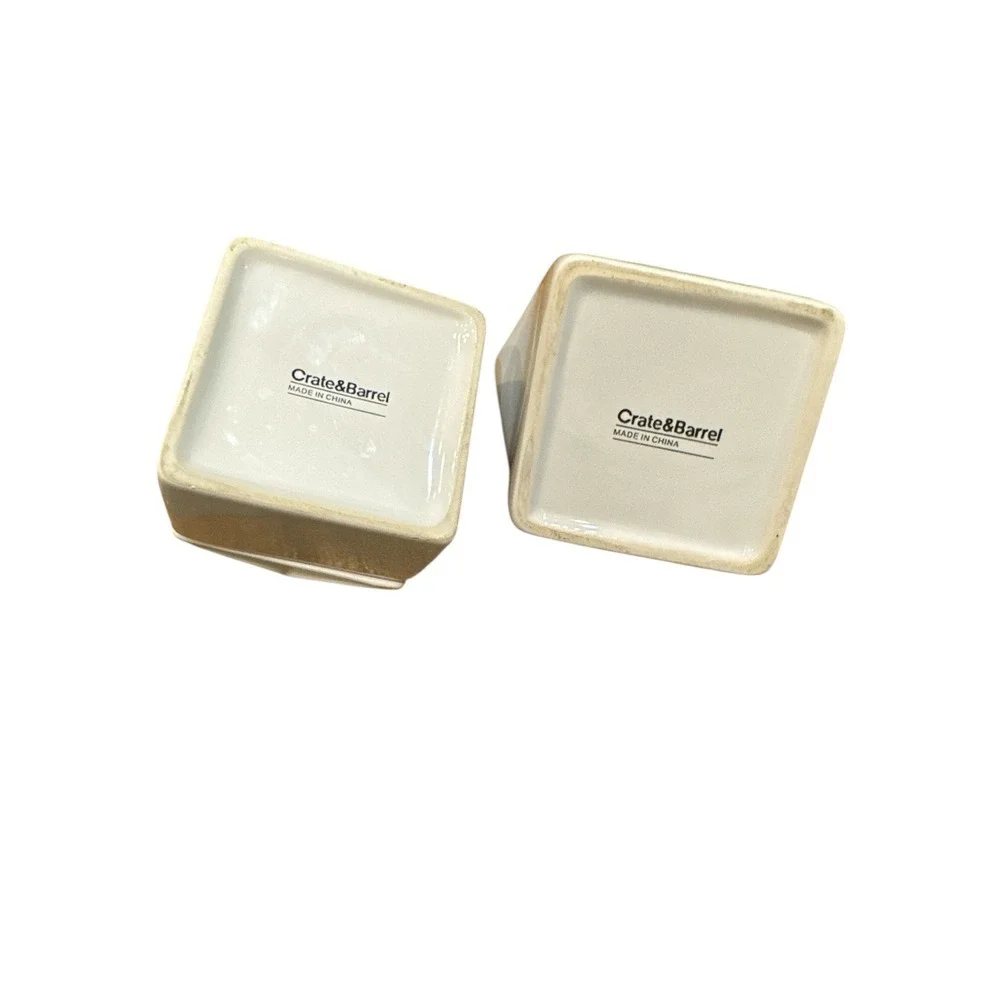 Crate&Barrel Cream and Sugar Set - White